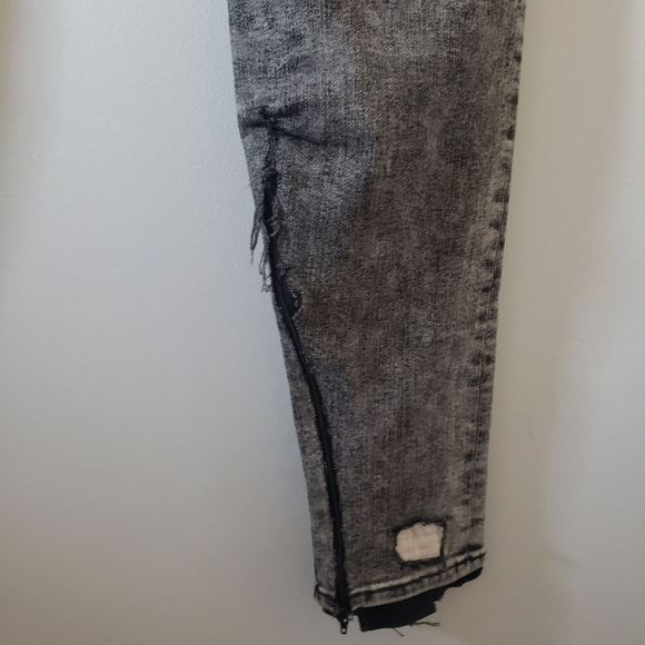 Reworked Denim from 𝘼𝙀𝙊 by 𝙎𝙖𝙞𝙣𝙩 𝙔𝙖𝙢𝙨 - Picture 6 of 7